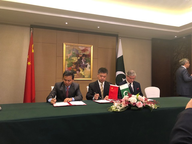 Signing Ceremony Oracle with Powerchina and Beijing Energy